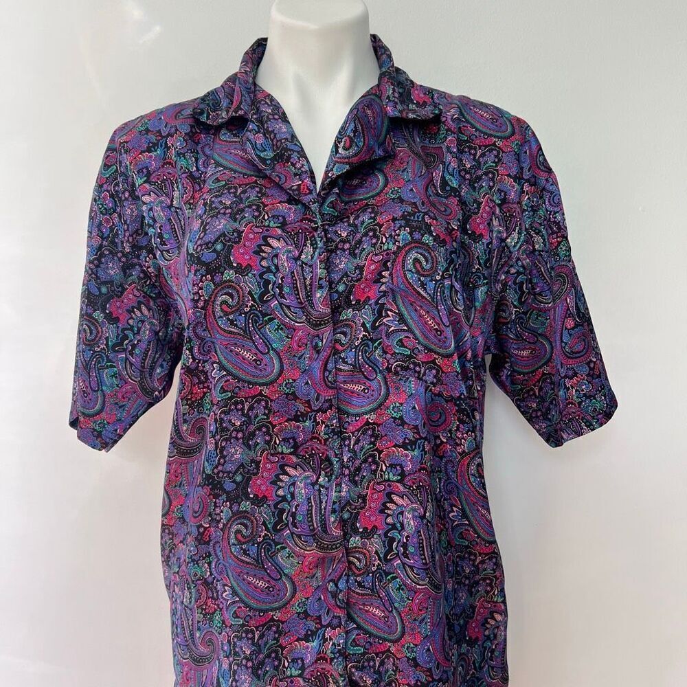 Intimate Moments vintage night dress see photos